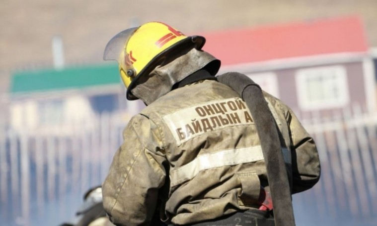 17 настай хүү галаас дүүгээ аварч, өөрөө амиа алджээ