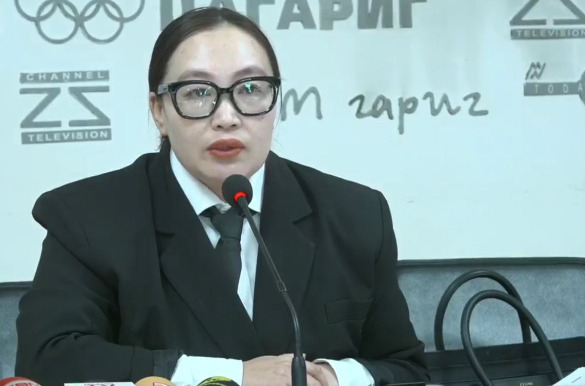 Нөлөөлөгчдийн үгэнд итгэж, гоо сайхны хагалгаа хийлгэн хохирох тохиолдол гарч байна