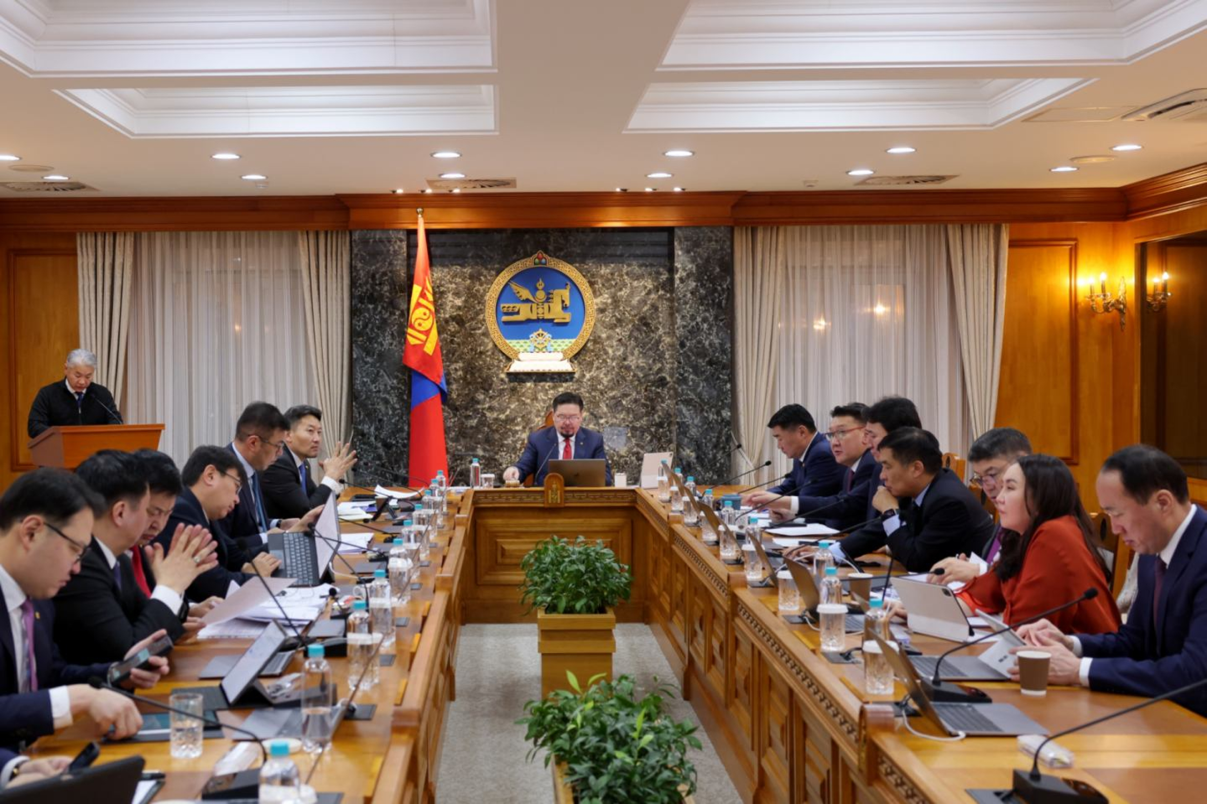 Нийгмийн халамжийн тэтгэвэр, тэтгэмжийн хэмжээг шинэчлэн тогтоолоо