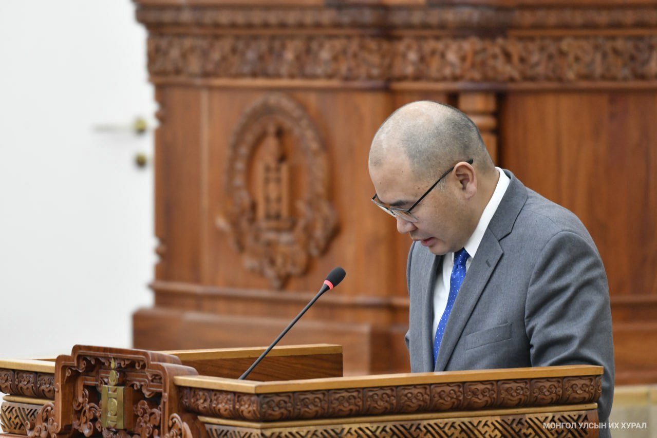 Цэцийн дүгнэлттэй УИХ танилцав