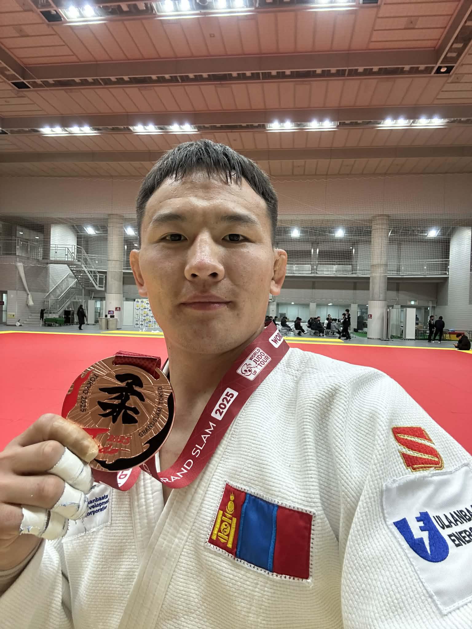 О.Уранбаяр “Их дуулга”-аас хүрэл медаль хүртлээ