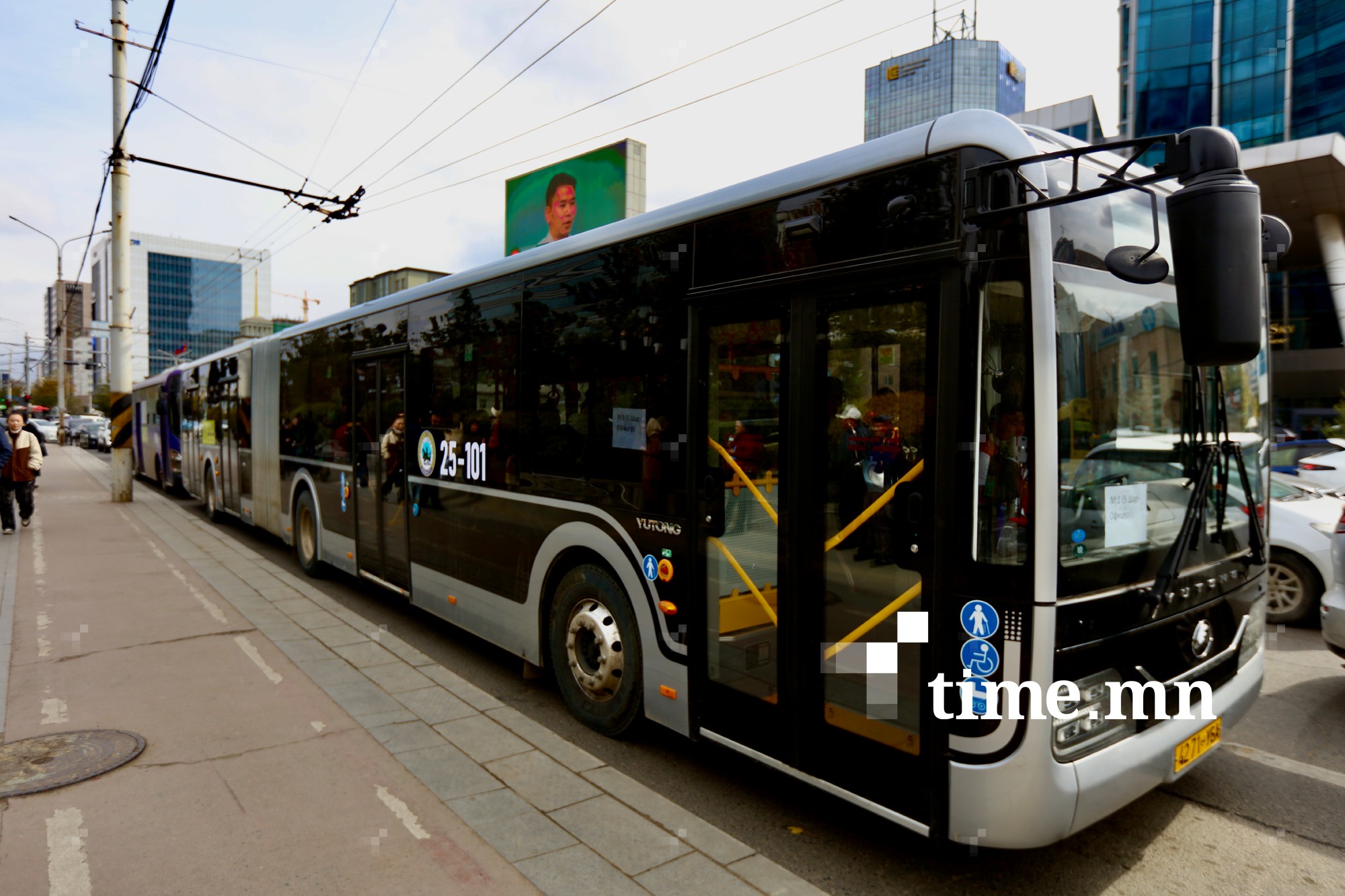 Маргааш оройноос эхлэн 18 чиглэлд автобус үнэгүй үйлчилнэ