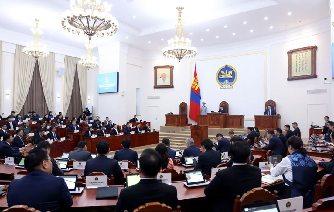 ГАШУУНСУХАЙТ-ГАНЦМОД БООМТЫН ХИЛ ХОЛБОЛТЫН ТӨМӨР ЗАМЫН ЗГ ХООРОНДЫН ХЭЛЭЛЦЭЭРИЙГ СОЁРХОН БАТАЛЛАА