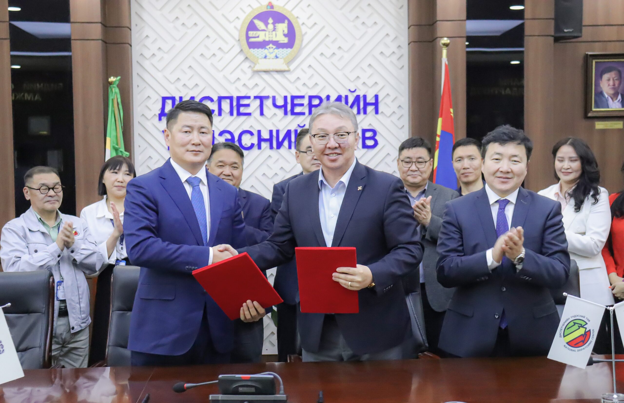 Багануур дүүрэг дэх эрчим хүч хуримтлуурын станц “Цахилгаан эрчим хүч худалдах, худалдан авах гэрээ”-г үзэглэлээ