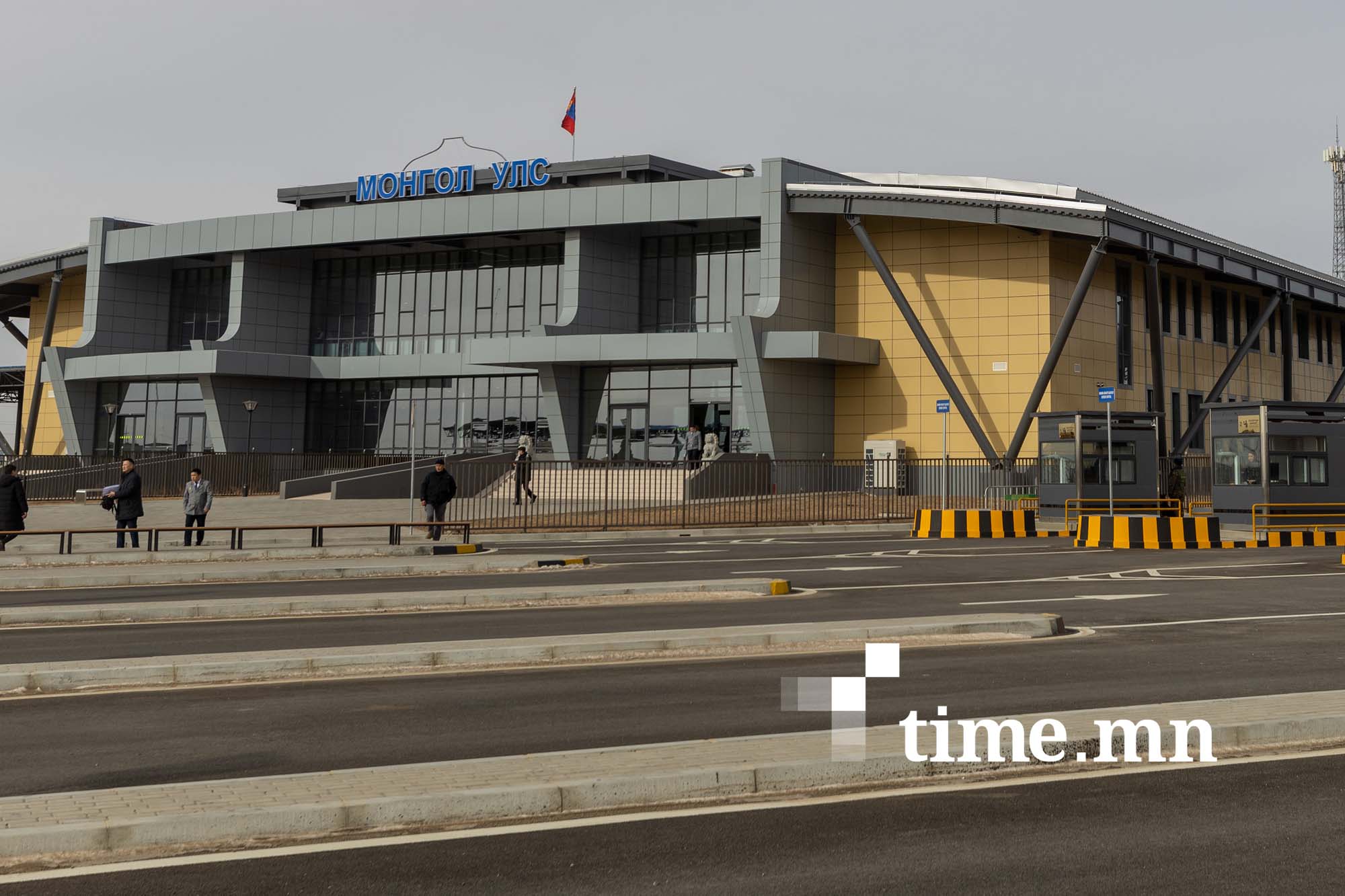 Хилийн боомтууд 3-10 хоног амарна