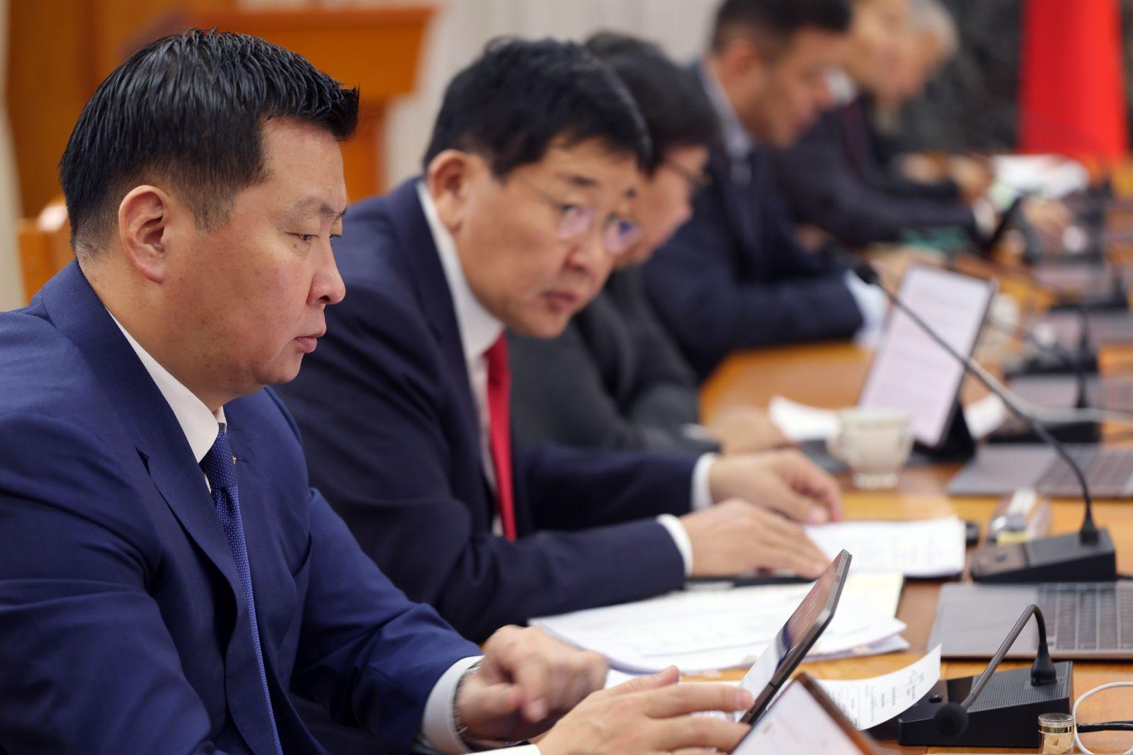 Гашуунсухайт боомтын авто тээврийн зохион байгуулалтыг сайжруулж, нүүрсний экспортыг нэмнэ