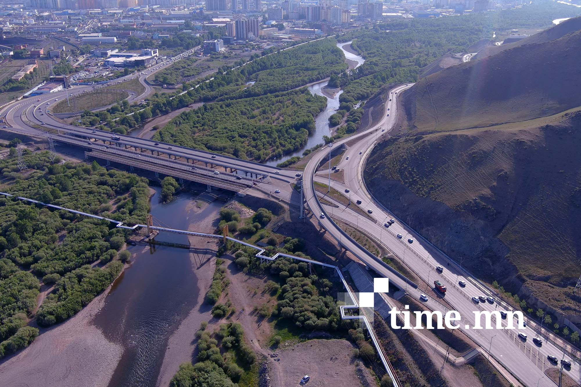 2025 онд нийслэлд 190 гаруй км авто замыг засаж, шинэчиллээ