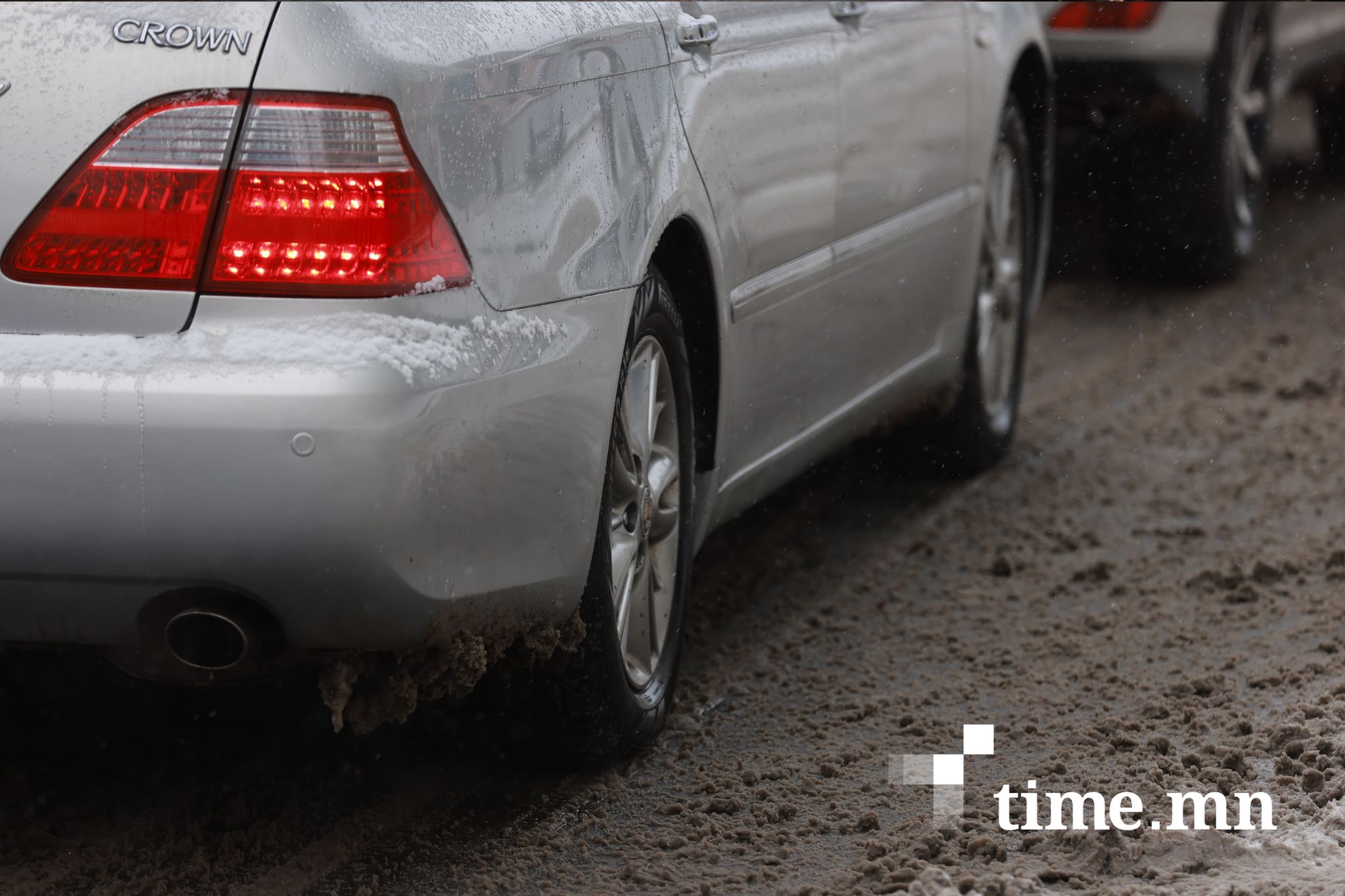 Авто зам ашигласны төлбөрөө он дуусахаас өмнө төлөхгүй бол хоног тутамд 0,5 хувийн алданги тооцно