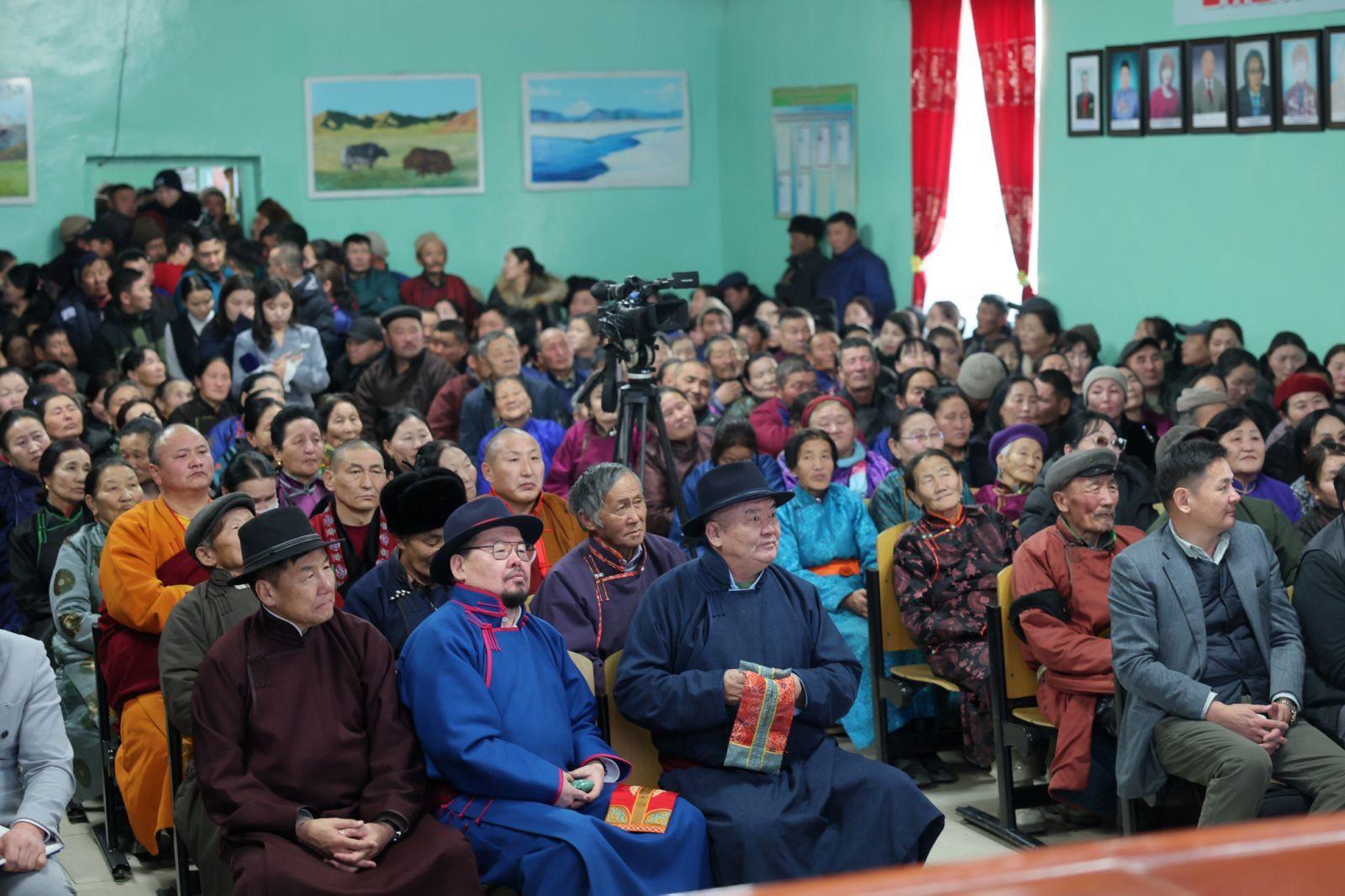 Солонготын даваанаас Хөвсгөл аймгийн Жаргалант-Шинэ-Идэр – Мөрөн чиглэлд 157км босоо тэнхлэгийн авто замын ажлыг ирэх онд эхлүүлнэ