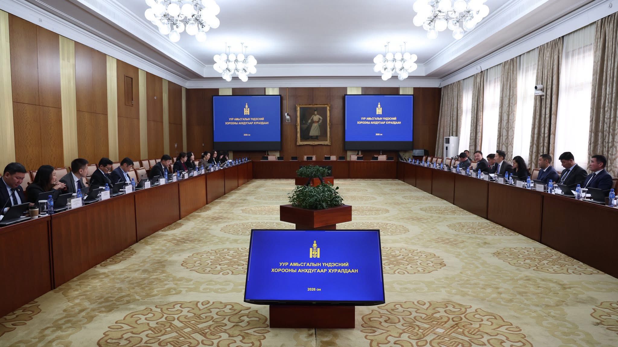 Уур амьсгалын үндэсний хороо тэрбум модны 8.32 хувийг тарьсан тухай хэлэлцэв