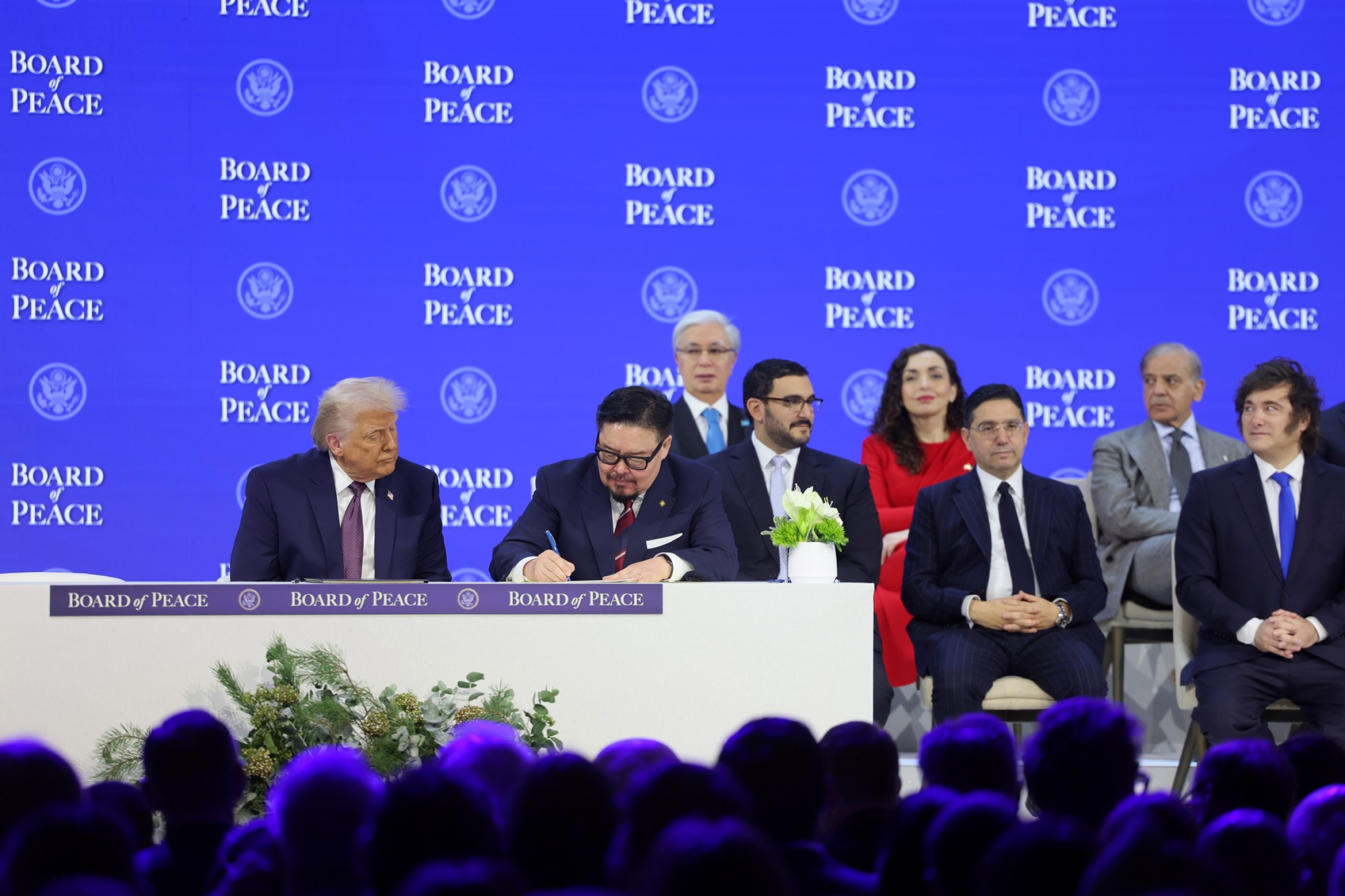 Д.Трампын санаачилсан Энхийн зөвлөлд Монгол албан ёсоор нэгдэж, үүсгэн байгуулагч гишүүн улс боллоо