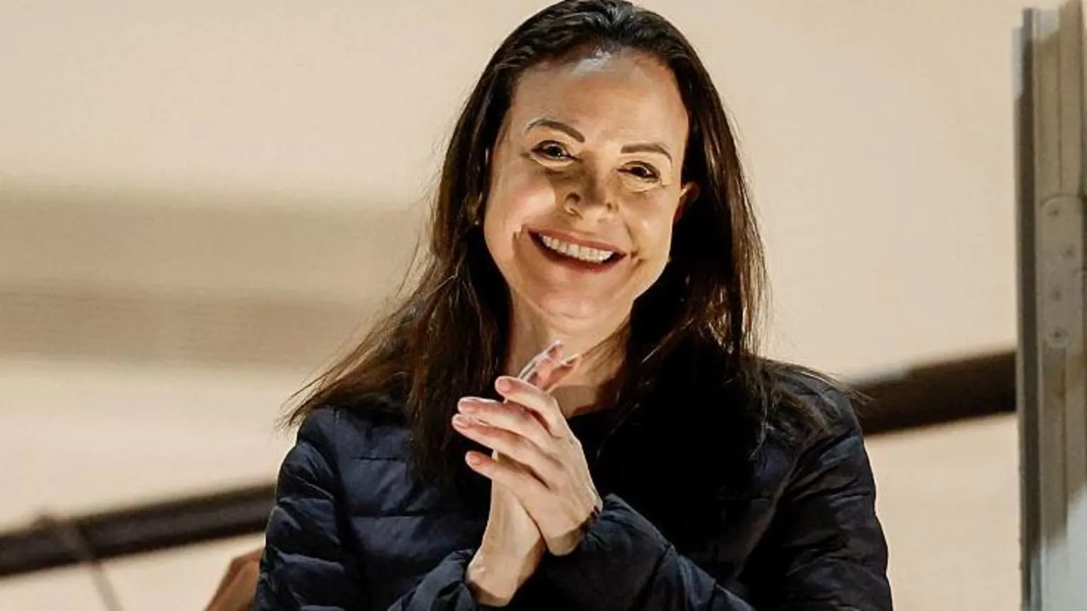 Трамп Венесуэлийн Сөрөг хүчний намын дарга Мачадотой Цагаан ордонд уулзахаар болжээ