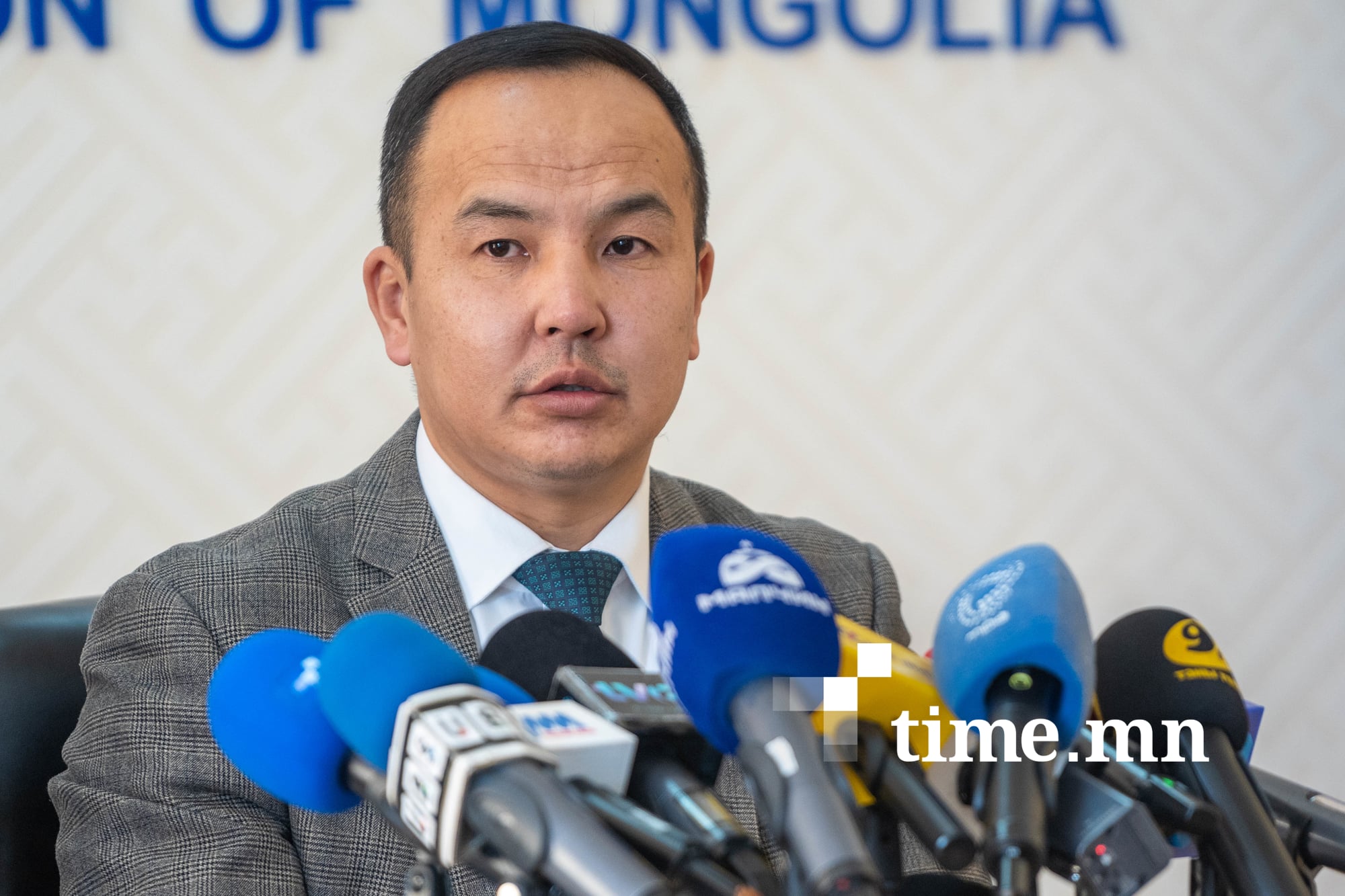 Орон нутгаас хүүхдийн сурч боловсрох эрх зөрчигдөж байгаа гомдол их иржээ