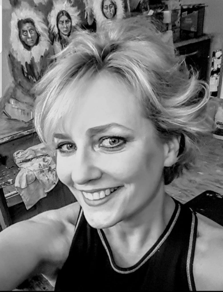 Эпштэйний нохойтой хамгаалагчдаас зугтсан охин 30 жилийн дараа ялав