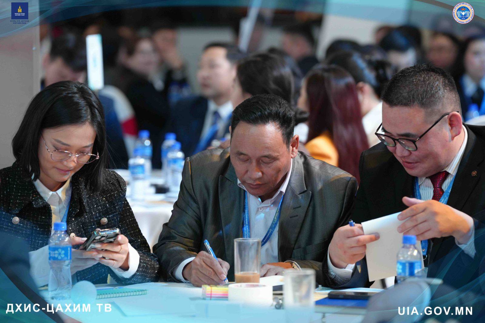 ДХИС-ийн багш нарын нэгдсэн зөвлөгөөн болж байна