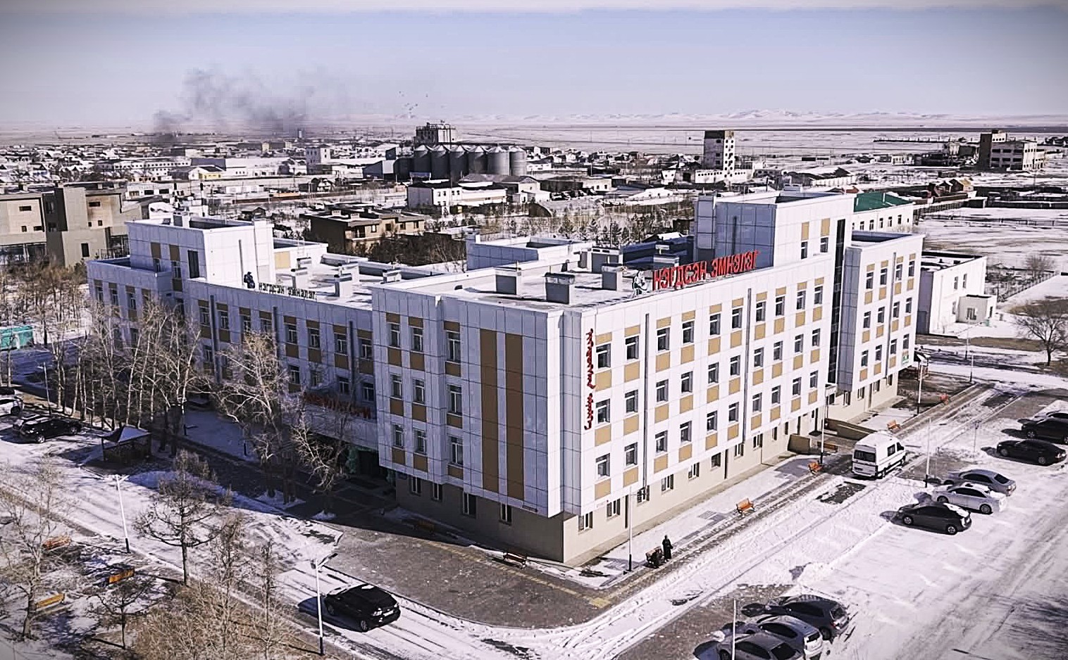 Өвөрхангай аймгийн Хархорин суманд олон улсын стандартад нийцсэн 100 ортой нэгдсэн эмнэлэг барилаа