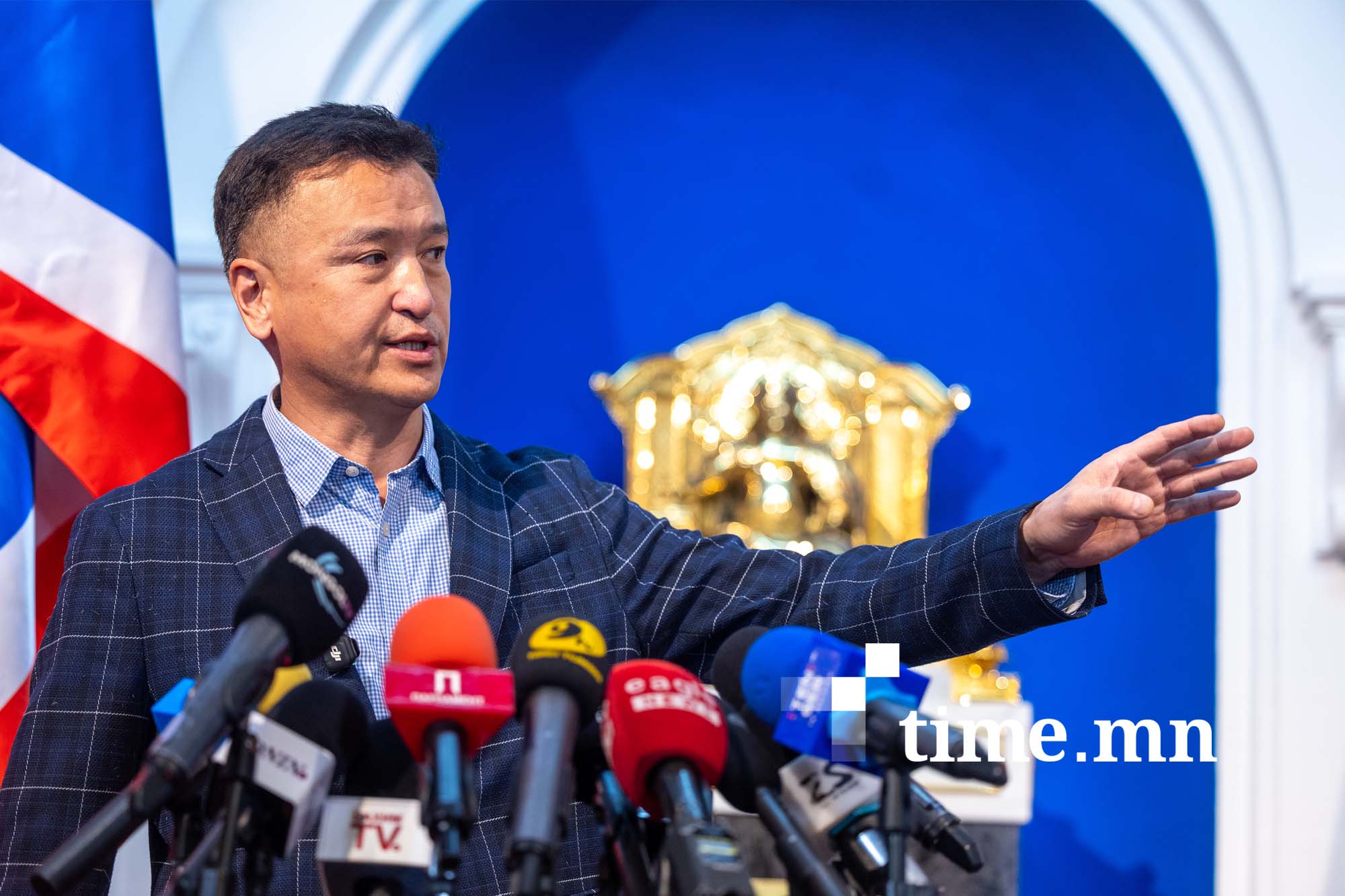 Н.Ариунболд: Сонгуулийн үеэр 100, 100 мянган төгрөг тараасан тухай аудио бичлэгийг АТГ-аар шалгуулна