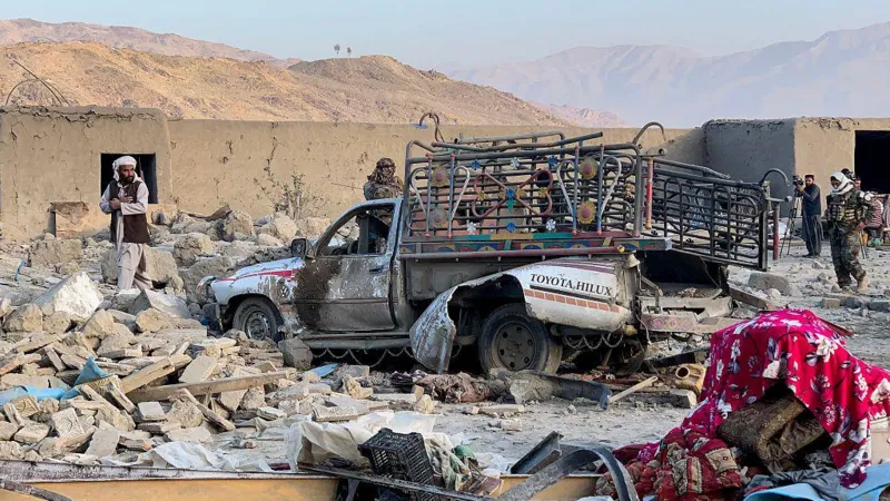 Пакистаны тал Афганистан руу халдсаны улмаас 18 хүн амиа алджээ