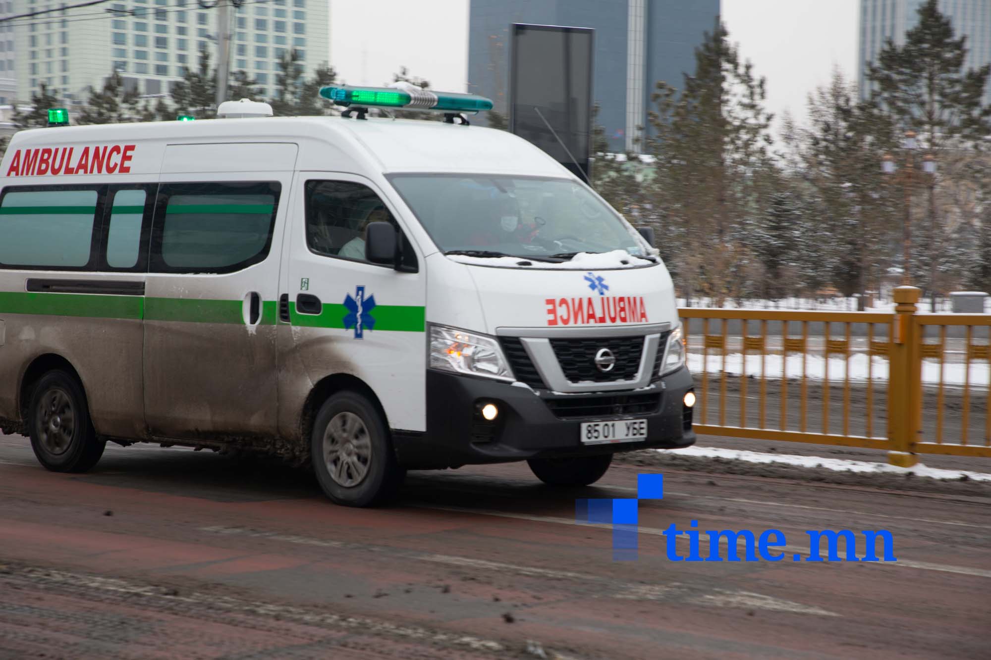 Түргэн тусламжийн 5 машин, 10 эмч, 10 жолооч нэмэгджээ