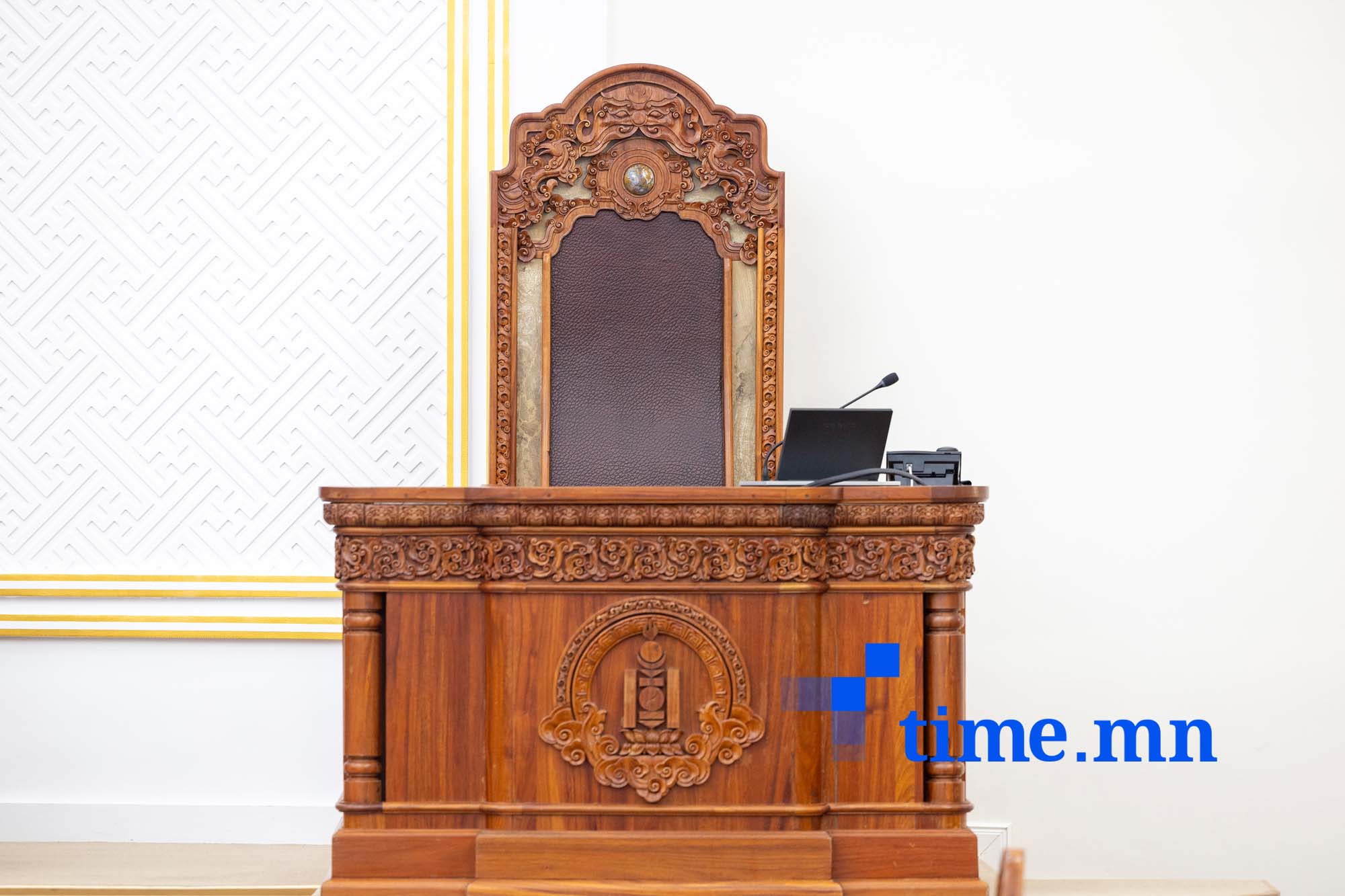 Төрийн байгууллагын үйл ажиллагааг илүү нээлттэй, хяналттай болгоно