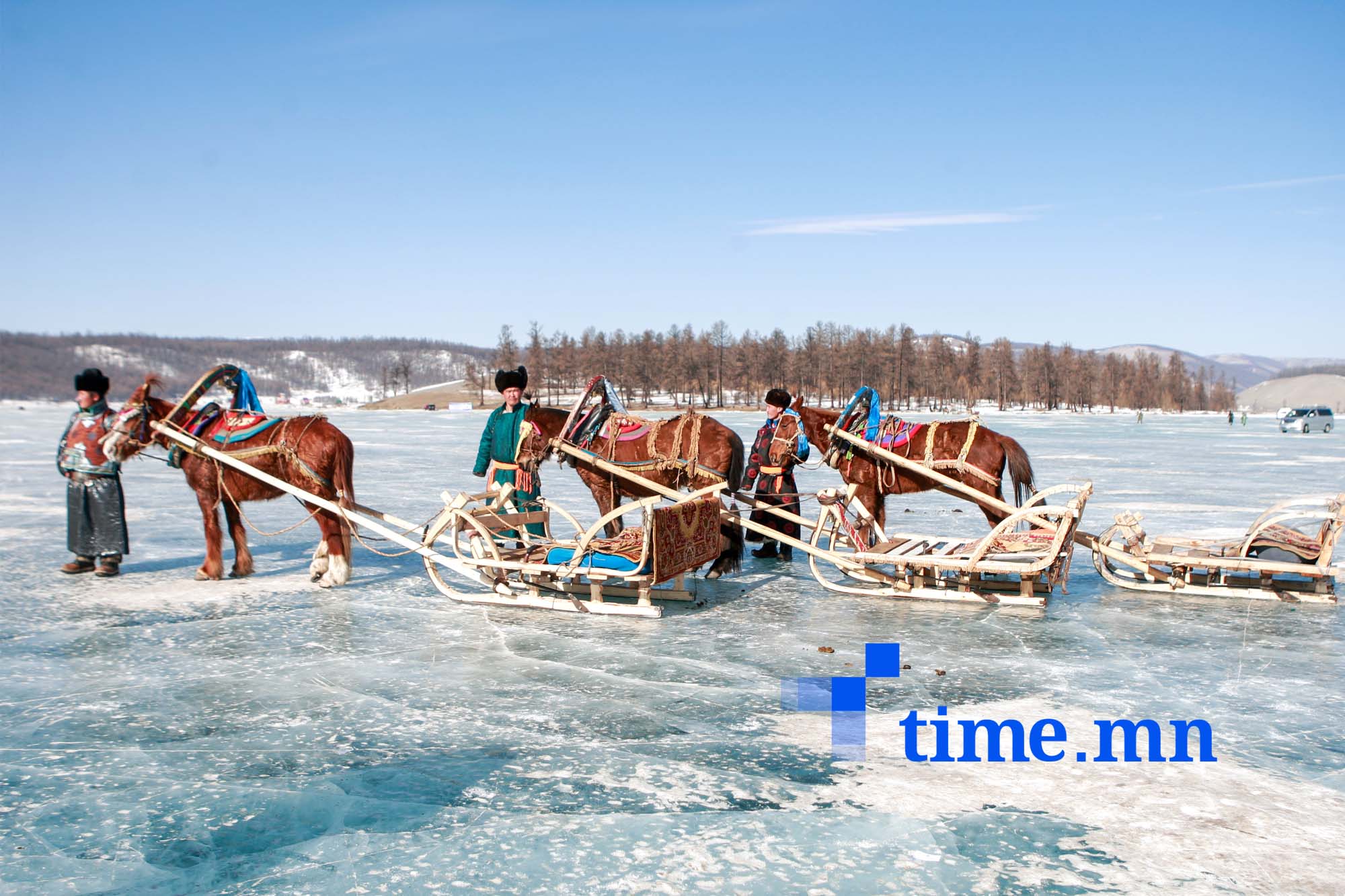 Танилц: “Хөх сувд” мөсний баярын хөтөлбөр