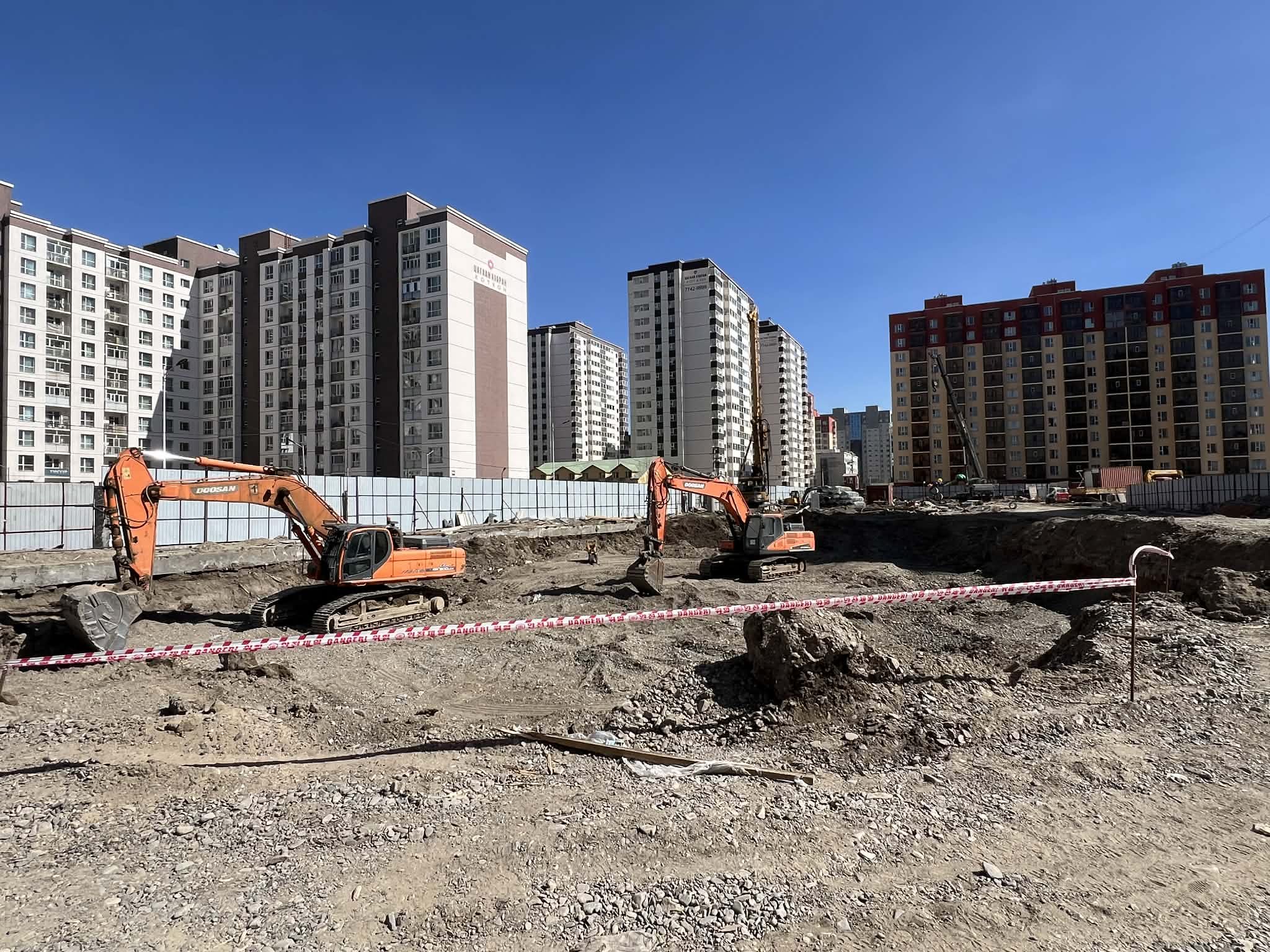 Барилгын чиглэлээр үйл ажиллагаа явуулж буй ААН-үүдэд шалгалт хийж эхэллээ