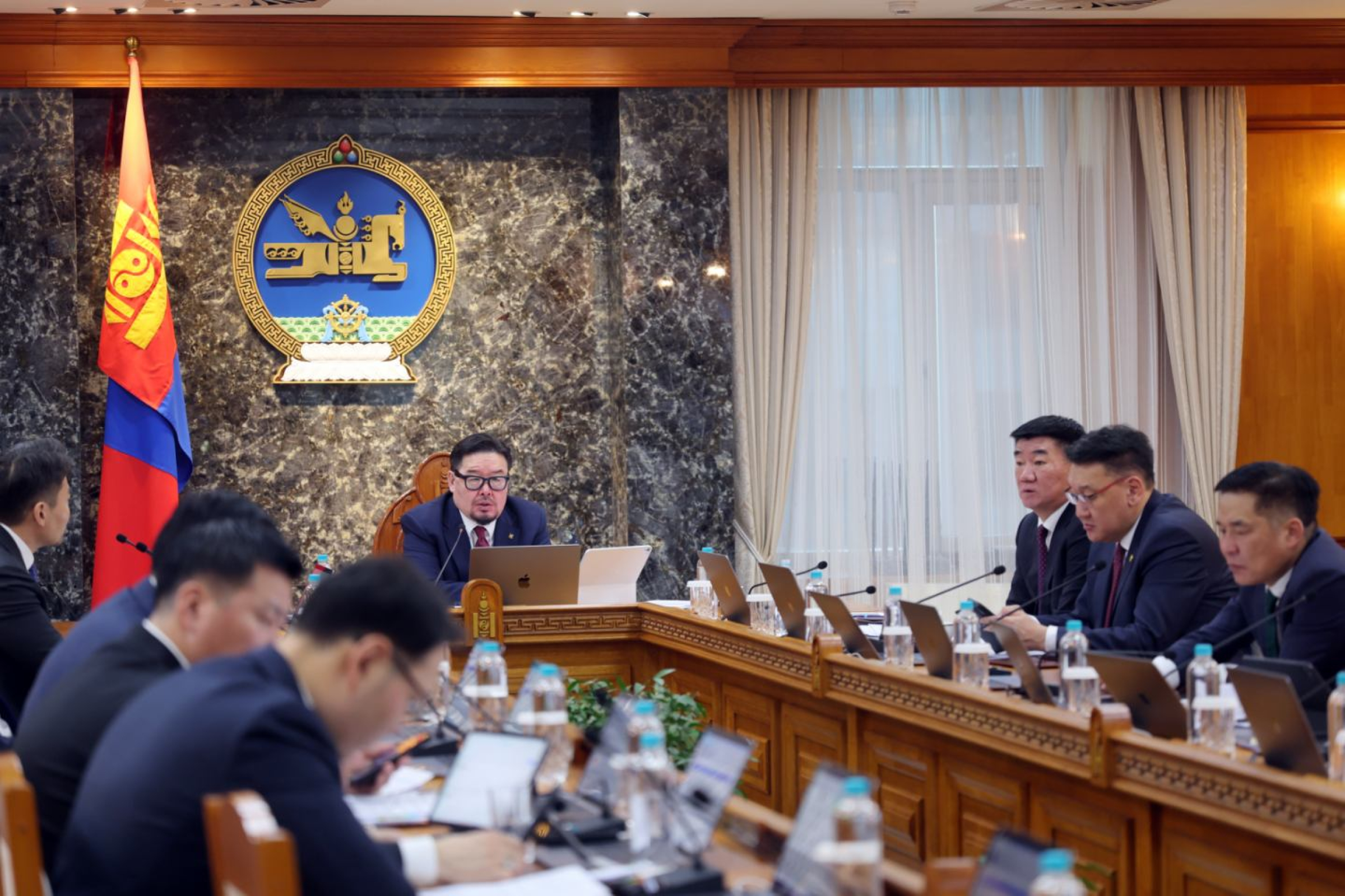 Улсын төсвөөр санхүүжүүлэх төсөл, арга хэмжээний гүйцэтгэгчийг гуравдугаар сарын 15-наас өмнө шалгаруулна