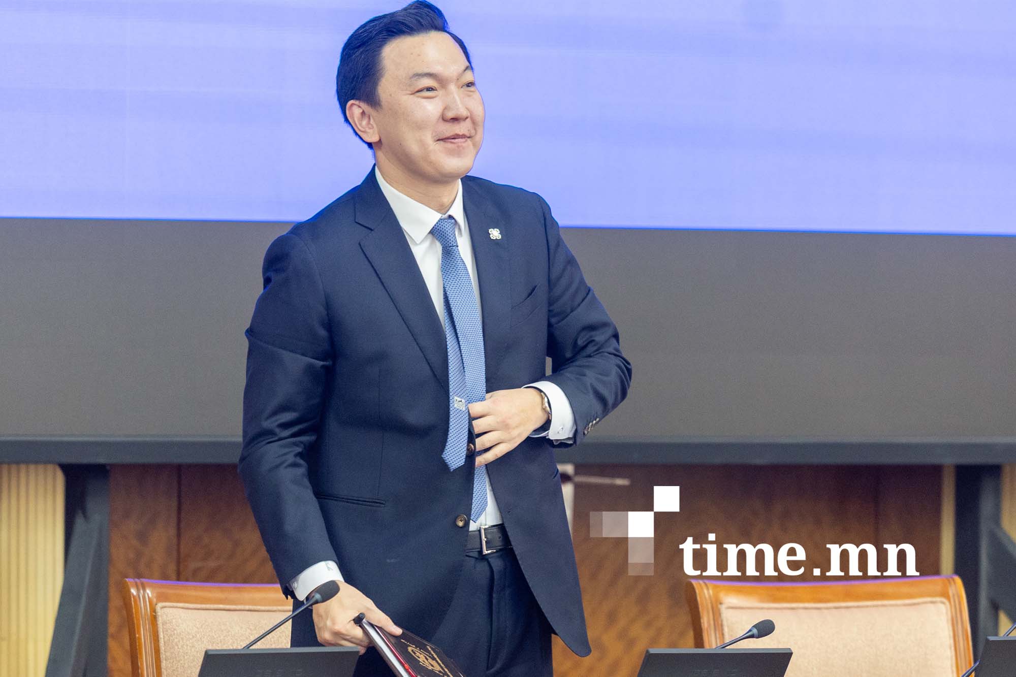 Н.Учрал МАН-ын жагсаалтын гишүүдэд боломж олгохгүй