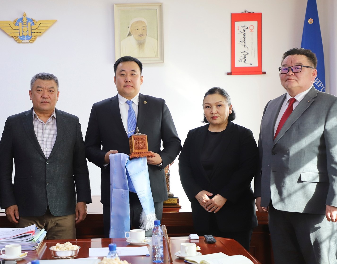 Иргэний нисэхийн үндэсний төвийн гүйцэтгэх захирлаар Э.Энхзоригийг томилжээ