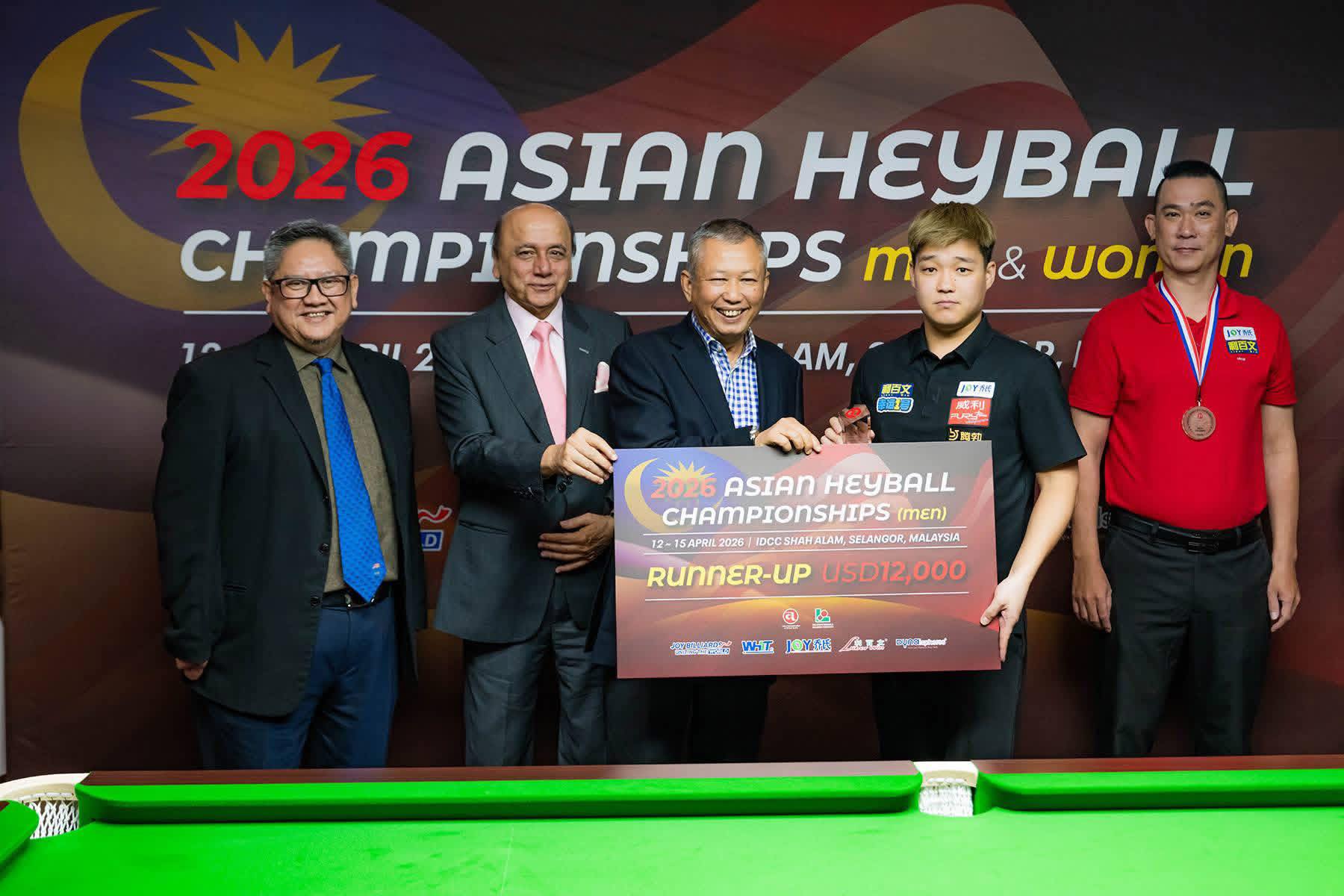 Азийн хэйболын АШТ-ээс Э.Тэмүүжин мөнгөн медаль хүртлээ