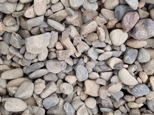 Хог цэвэрлэх нэрийдлээр хайрга, дайрга олборложээ