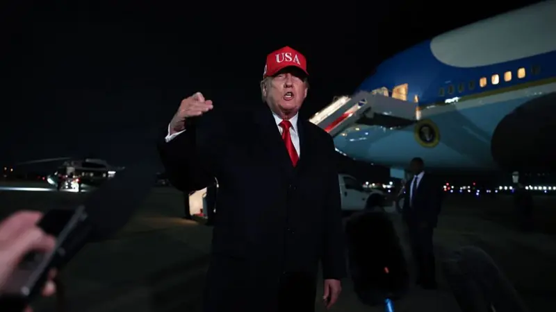 АНУ-ын арми өнөөдрөөс эхлэн Ираны боомтуудыг хаахаар болжээ