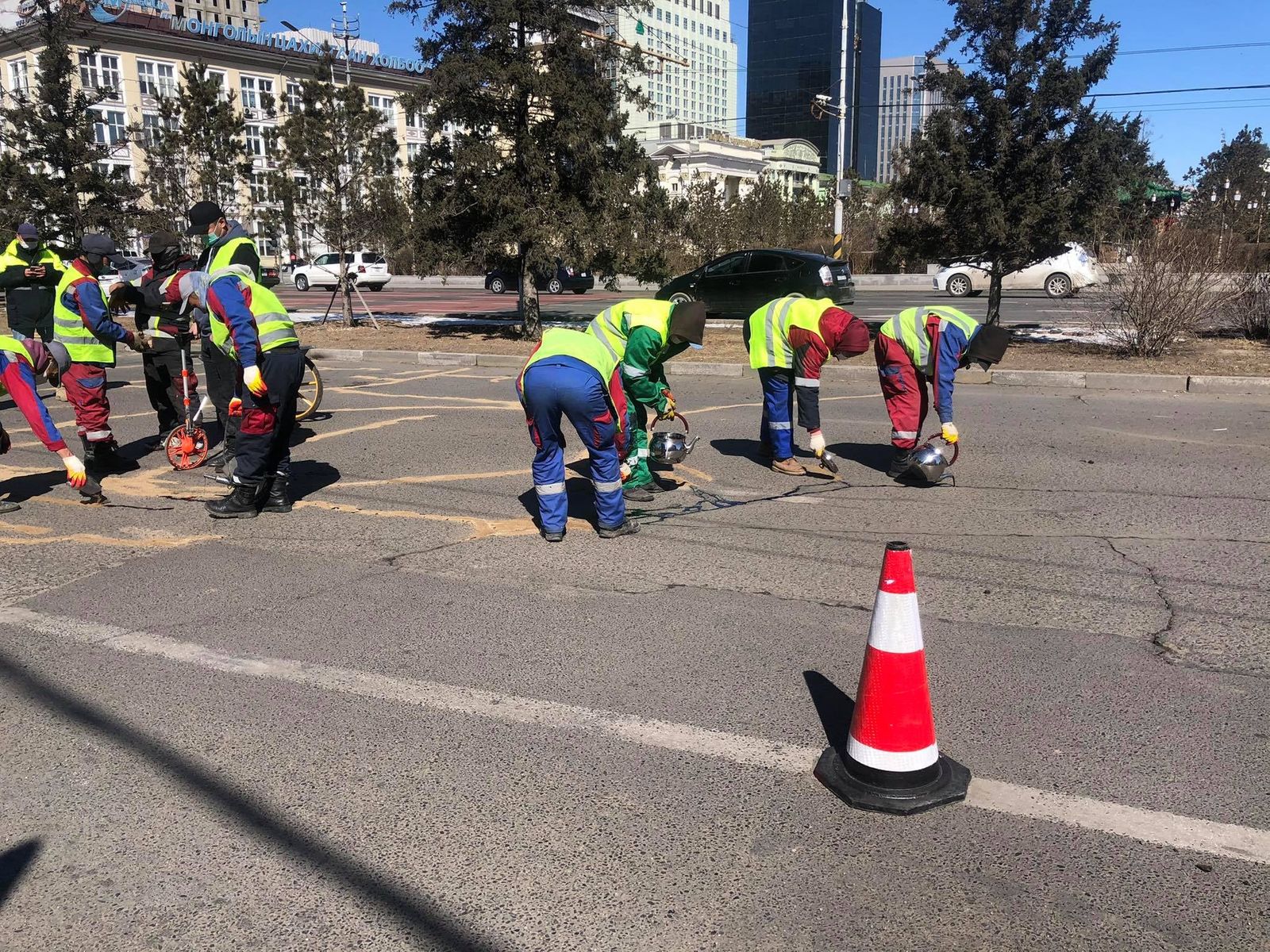 Автозам, засвар арчлалтын компанийн ажилтнууд 3-р сараас хойш цалин аваагүй