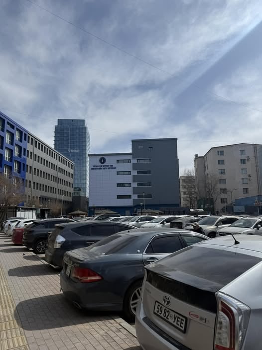 УНТЭ-ийн хашаанд байгуулсан 132 автомашины зогсоолыг 5-р сараас ажиллуулна