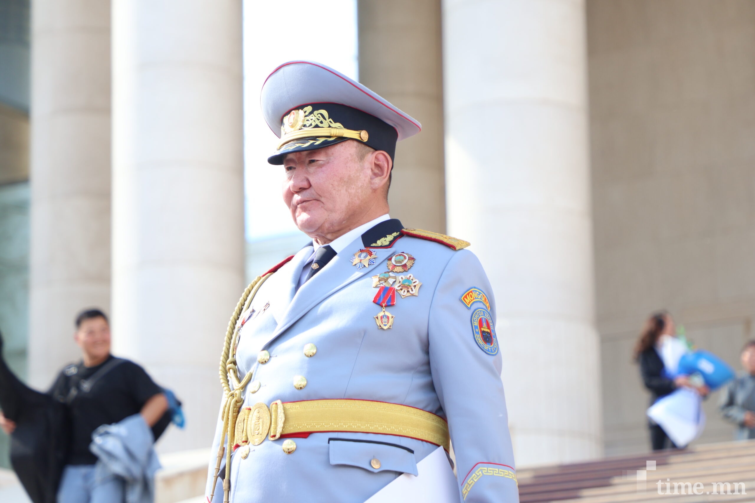 Бригадын генерал М.Энх-Амар Төрийн дээд шагнал Сүхбаатарын одон хүртлээ