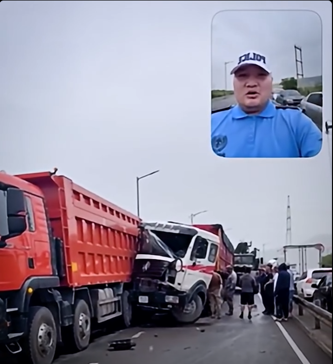 Уулын замд том оврын автомашин мөргөлджээ